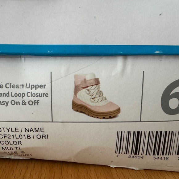 Carter’s Infant/Toddler Girls Snow Boots - Picture 4 of 4